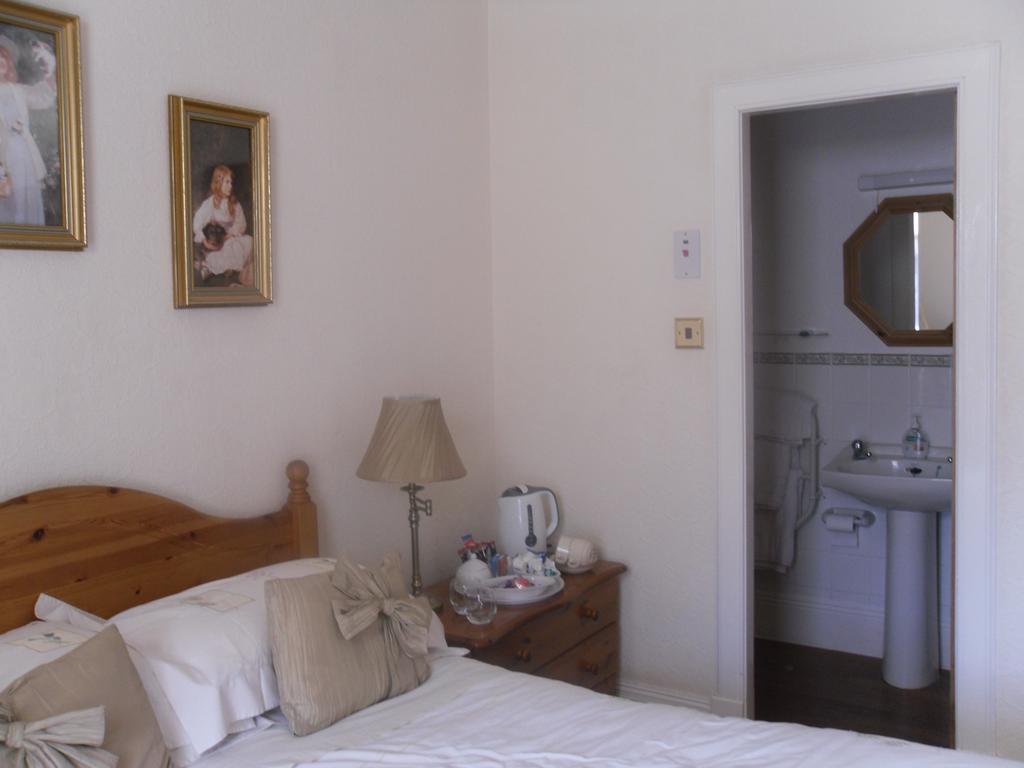 Ardfern Guest House Perth Camera foto