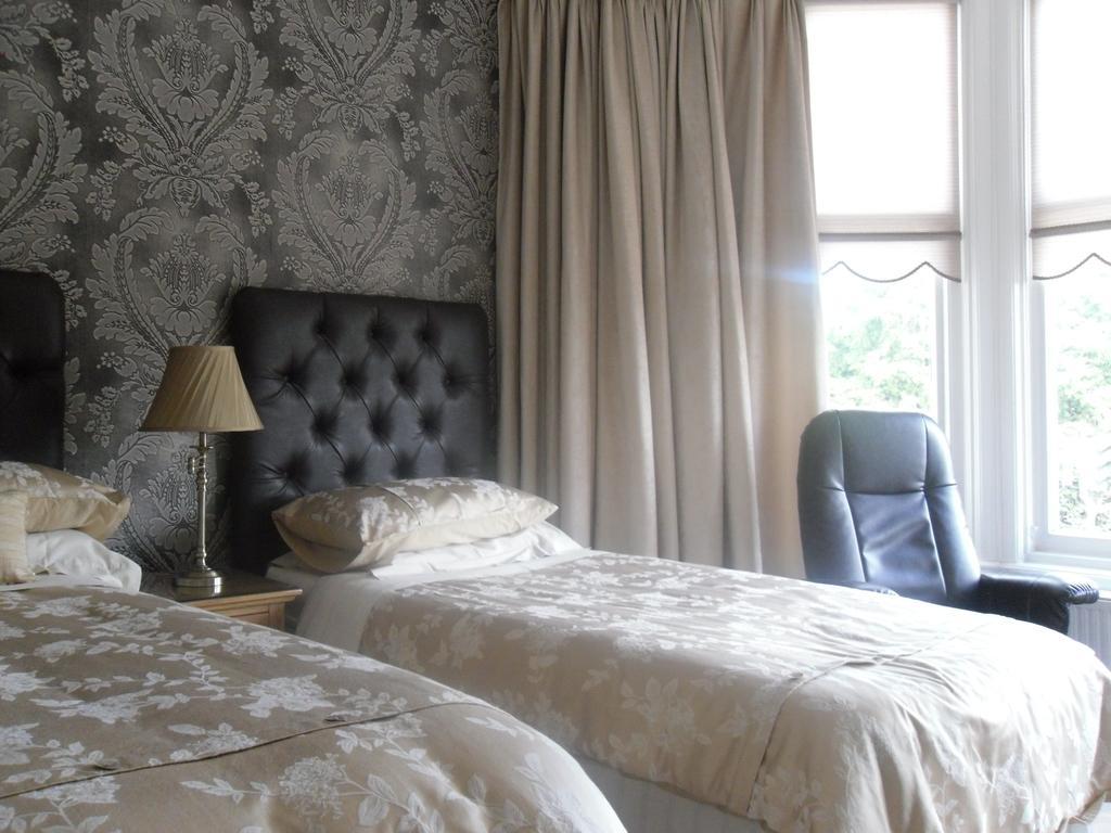 Ardfern Guest House Perth Esterno foto