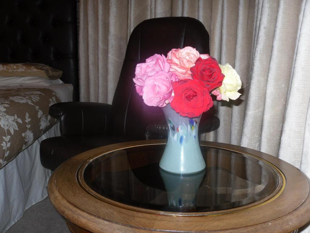 Ardfern Guest House Perth Esterno foto
